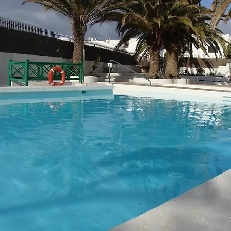 Apartamento Alegranza Apartment *